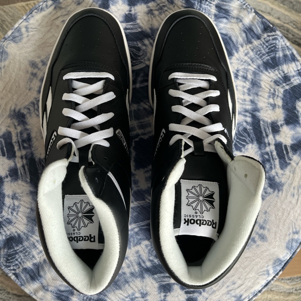Deadstock Reebok BB4600 LE3 – Men’s 13 – White / Black – New in Box / 2021 Retro - Picture 3 of 8